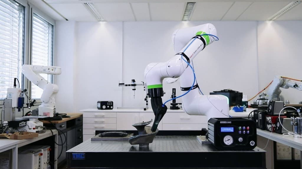 FANUC CRX cobot in a controlled lab environment